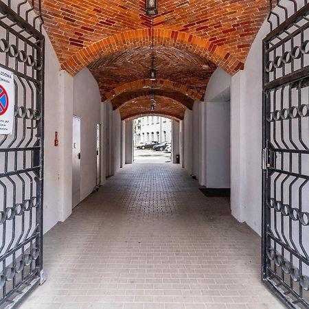 Apartament Z Osobna Sypialnia W Pieknej Kamienicy W Centrum Вроцлав Экстерьер фото